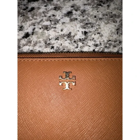 Tory Burch Leather Wallet Wristlet Tan Brown Zip Around Clutch Logo Pouch - Picture 6 of 12